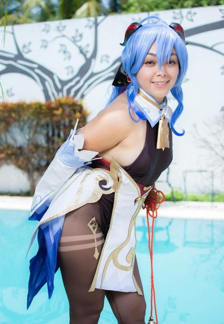 Hitomi Locks onlyfans photos