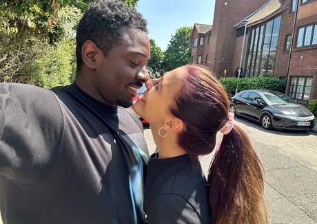 Shannon Moore onlyfans leak fuck