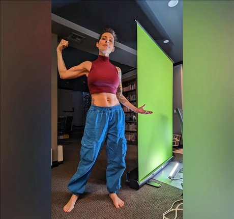 Soe Gschwind leaked onlyfans xxx