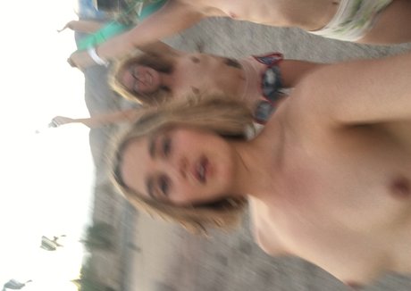 Chloe Fineman leaked nude onlyfans