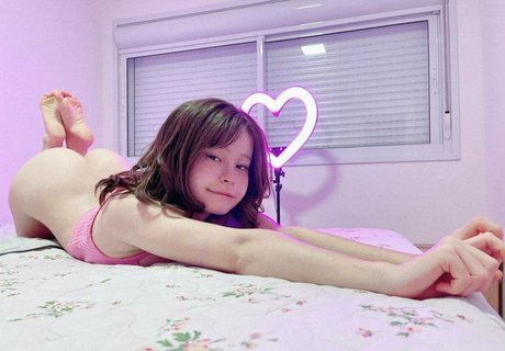 asian girlfriend onlyfans free naked candids