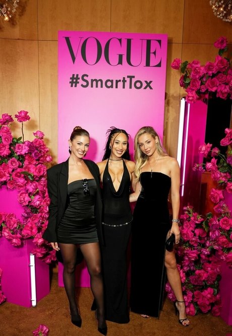 Eva Gutowski only fans leaks