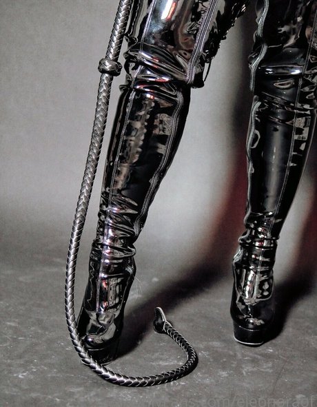 ebony cumshot onlyfans top images