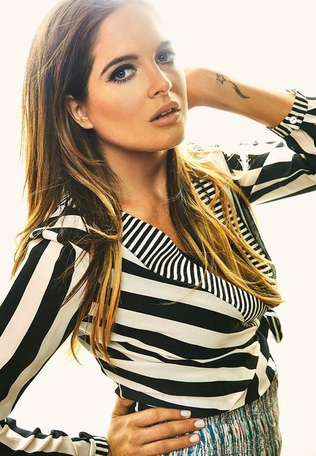 Alexandra Felstead strip onlyfans