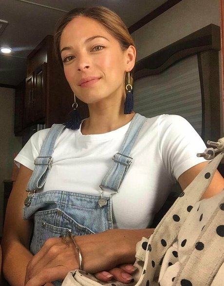 Kristin Kreuk onlyfans xx