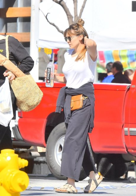 Elizabeth Olsen onlyfans content leaked