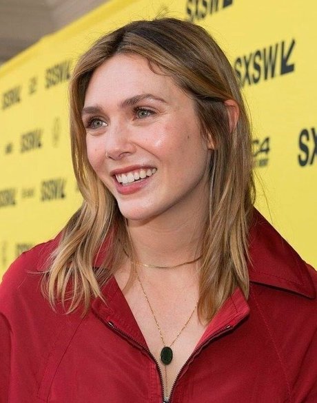 Elizabeth Olsen only fans naked