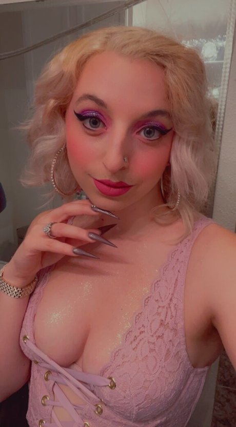 daddy exclusive onlyfans sexy naked self-portrait