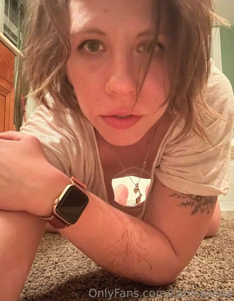 cahiraoona onlyfans model