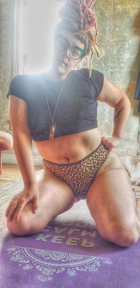 Lexibloomshroom onlyfans picture