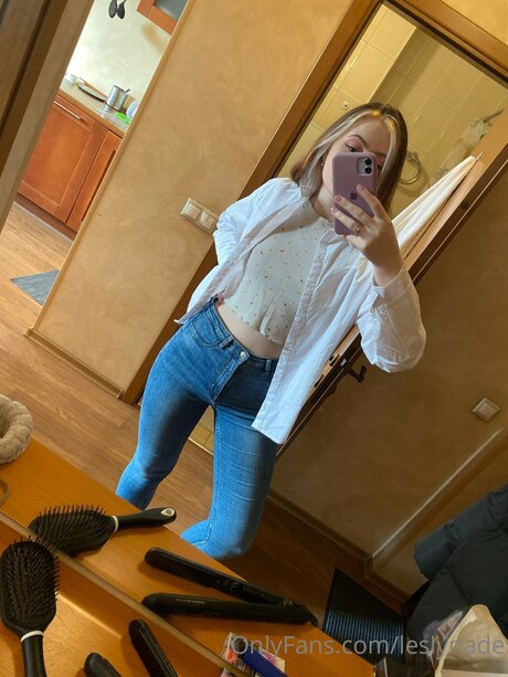For you Lesly_ onlyfans leaked.