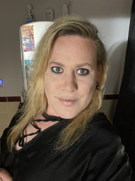 Lesely nude onlyfans