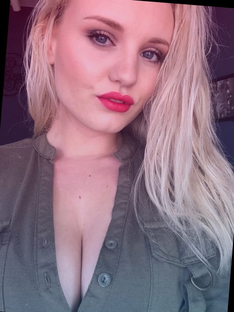 Lena Starr onlyfans leaked