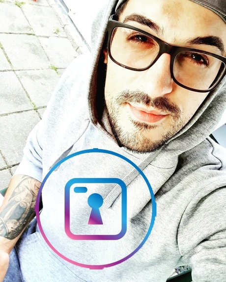 LazyJohn7 leaked only fans