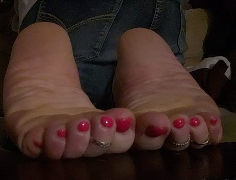 Lily s barefeet onlyfans naked
