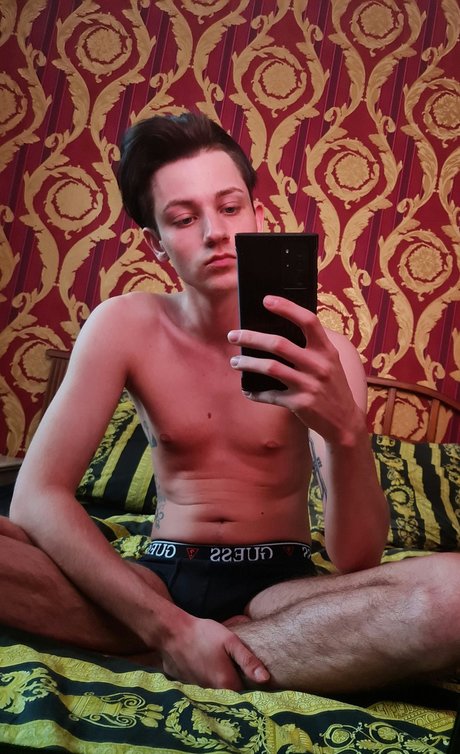 Louis Delevingne onlyfans leaks porn