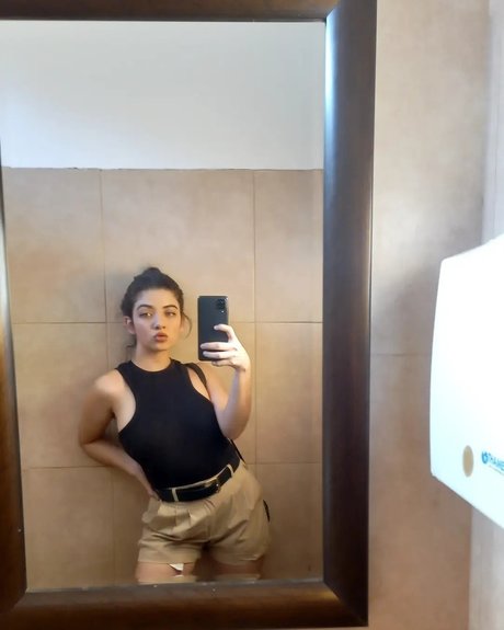 Nahyara leaks onlyfans porn