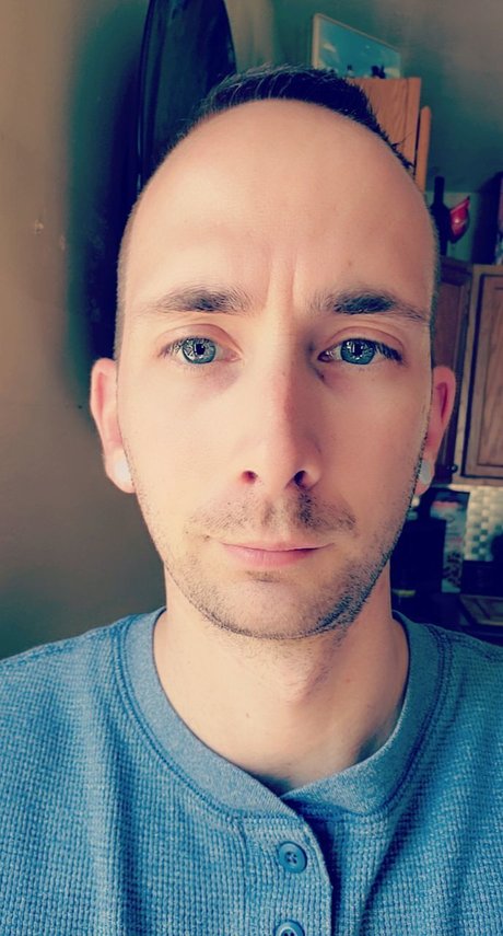 Luke Graham onlyfans leak ass