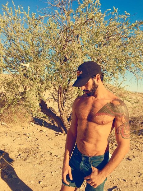 Marcus Grey onlyfans nude tits