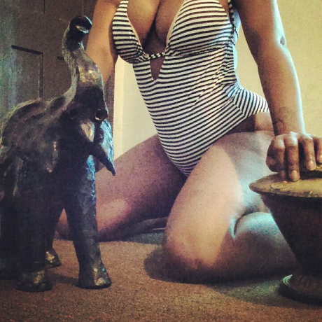 Blu Jay Swan onlyfans xxx