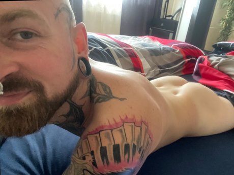 Maiki nudes only fans