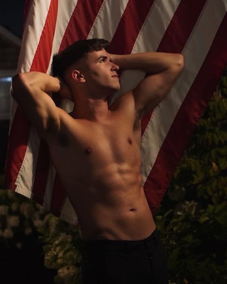 maverick sun onlyfans nude leaks