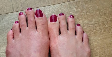 Miss Lily s Feet leaked onlyfans pics