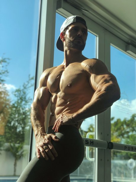 Musclebuttguy onlyfans photos