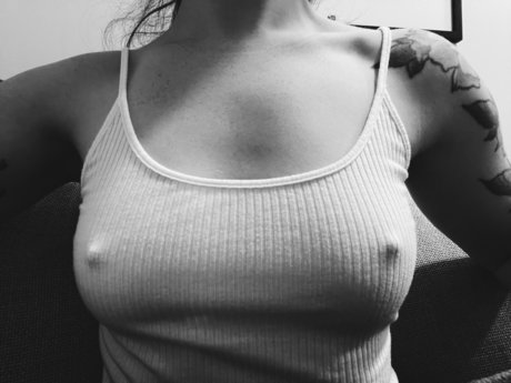 mae wild onlyfans pics