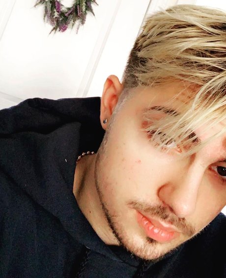 Nicky Lomuto onlyfans for free