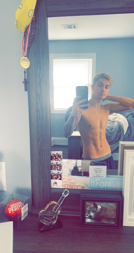 Nicky Lomuto nsfw onlyfans