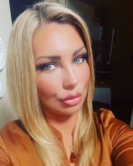 Shiva Love onlyfans porn