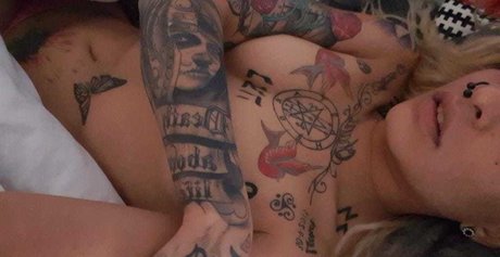 NanitaKohakuExplicitAlbum onlyfans sexy