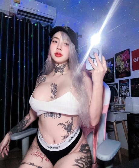 ellekampong xxx onlyfans