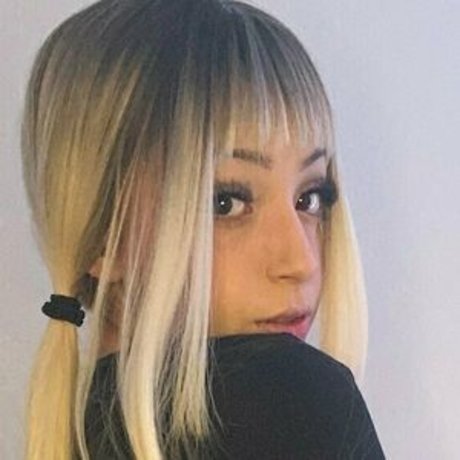 oddsxx onlyfans nude tits