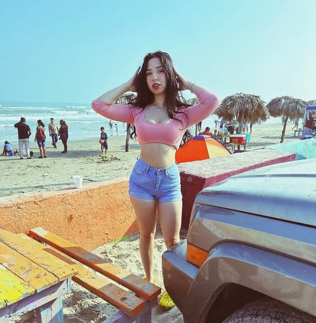 Amateur Latina Lazlye onlyfans leaks nudes