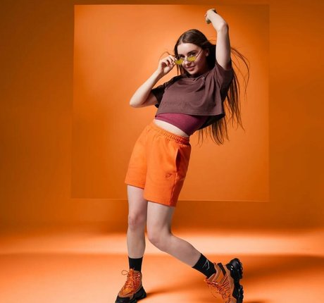 blonde young onlyfans nice selfie