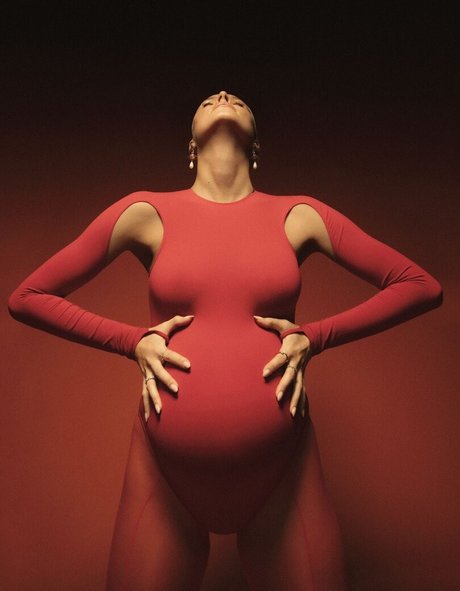 Lena Gercke strip onlyfans