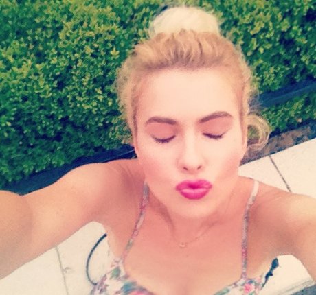 ebony femdom onlyfans sexy nude self-portrait