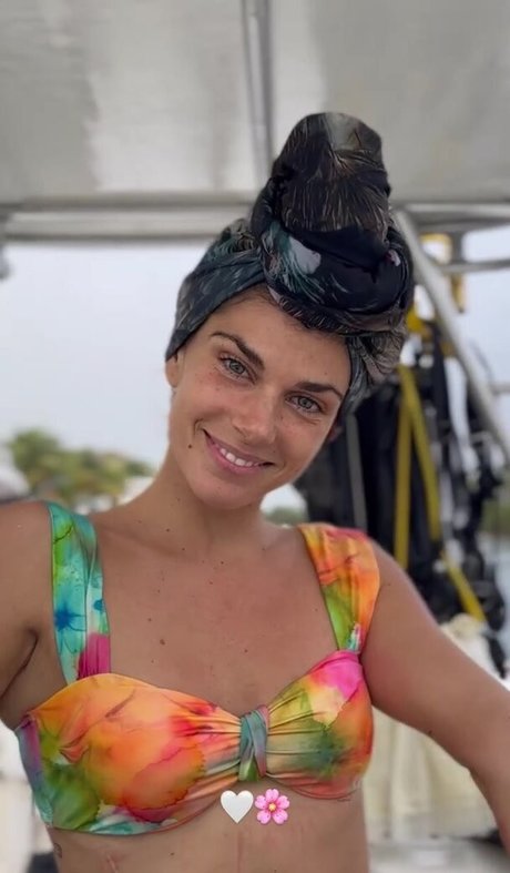 Ariadna Hafez onlyfans.