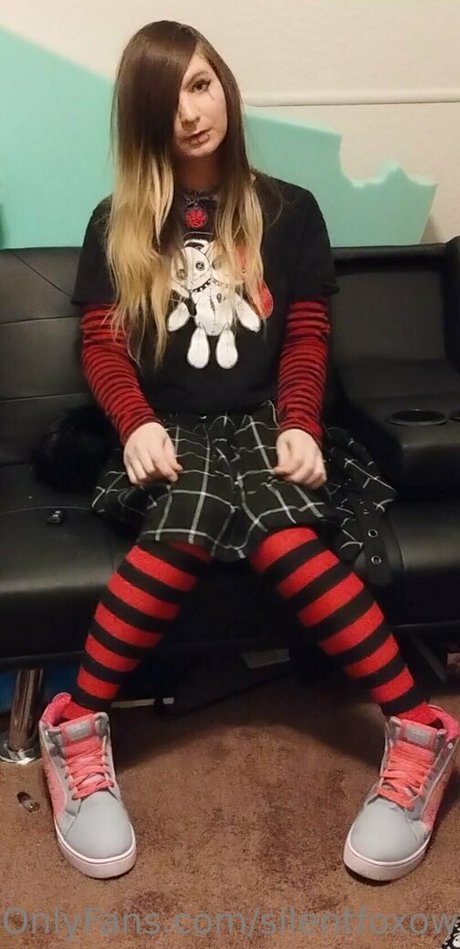 silentfoxowo feet onlyfans