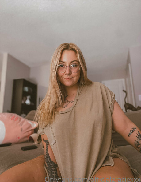 boy onlyfans nude shots