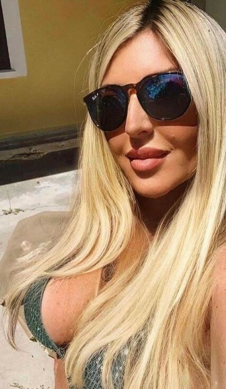 Flaviana Basta nude leak onlyfans