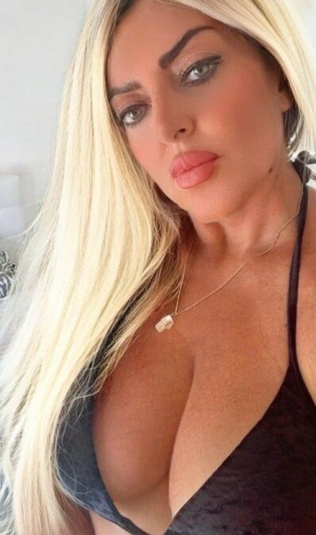 Flaviana Basta onlyfans leaked porn