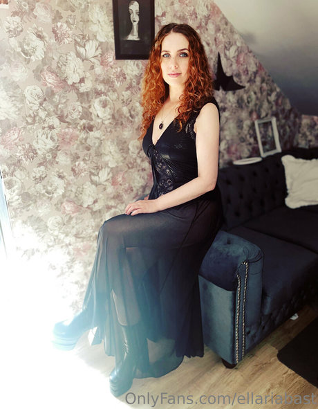 ellariabast onlyfans nude
