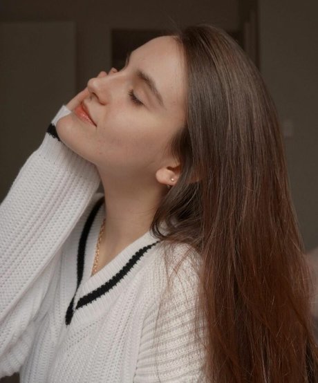 Maggie Roscher onlyfans photos