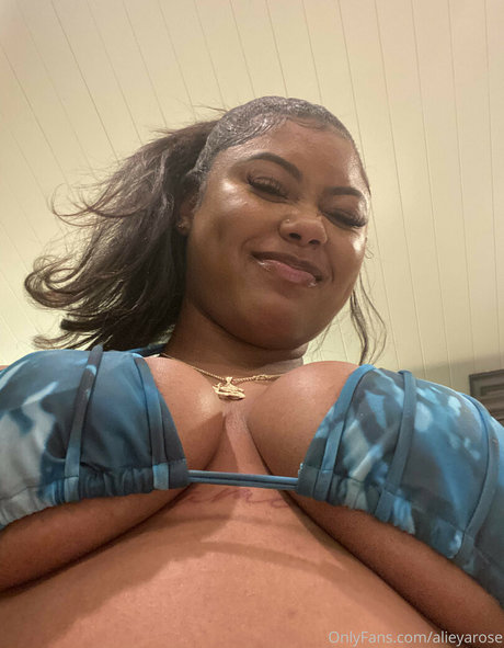 Dejarennae sex onlyfans