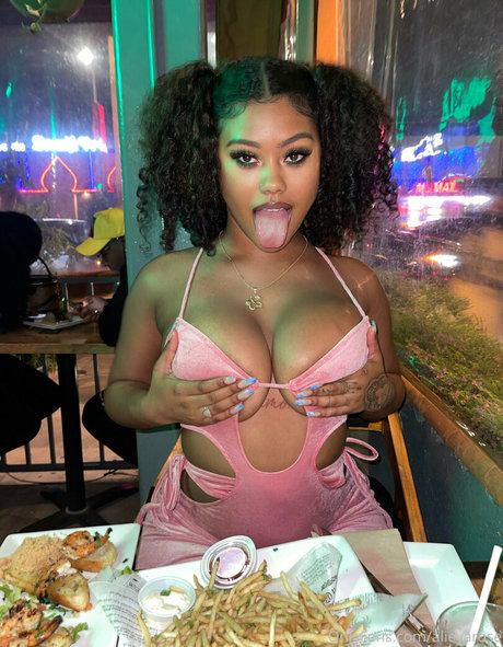 Dejarennae leaked onlyfans xxx