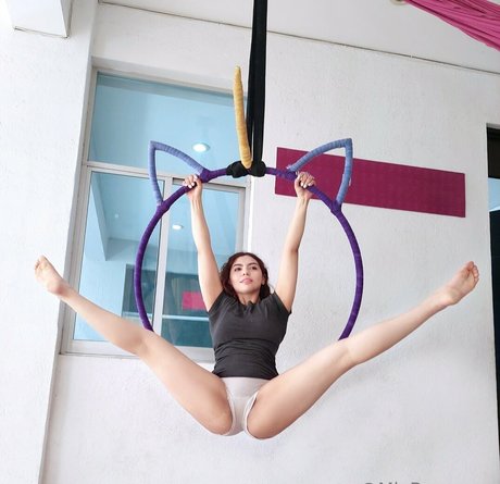 miabasagnes aerialist only fans porn