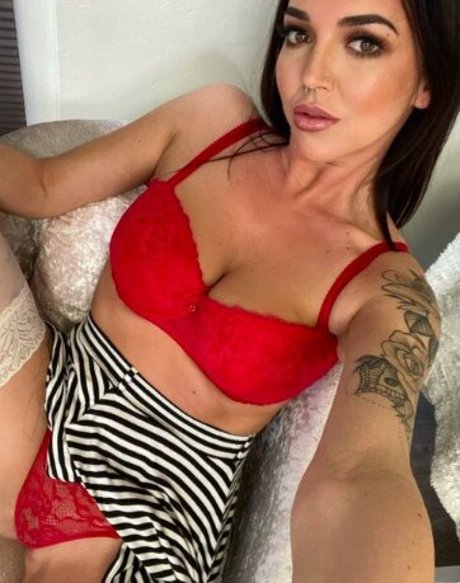 sashaoneil onlyfans nude